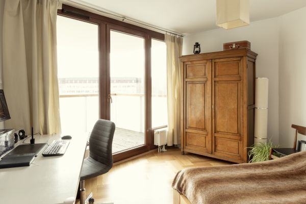 Armoire Repair